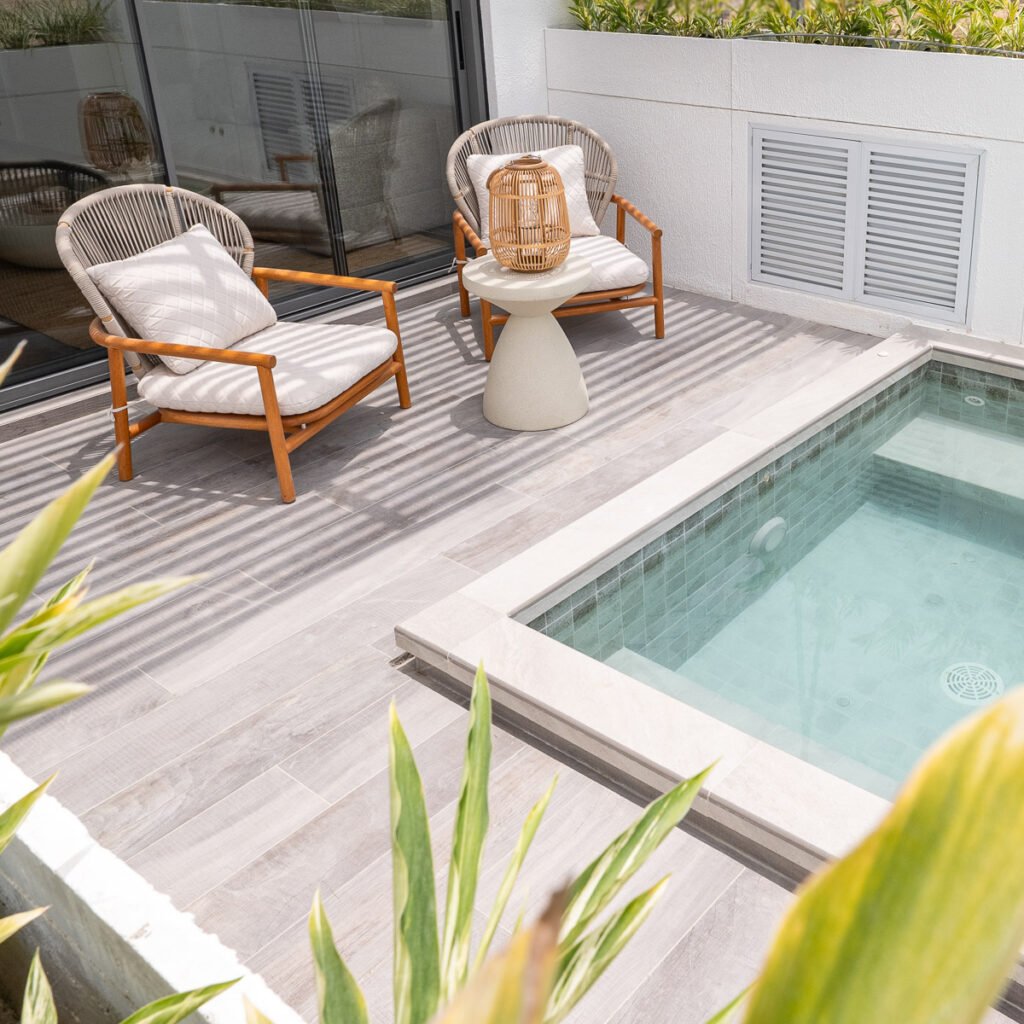 Private plunge pool and lounge terrace